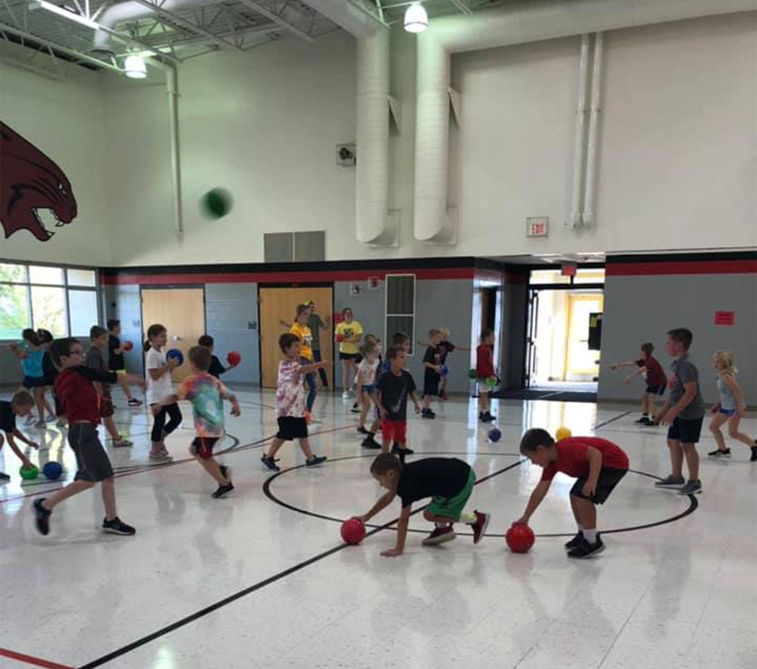 PES students playing dodgeball in PE