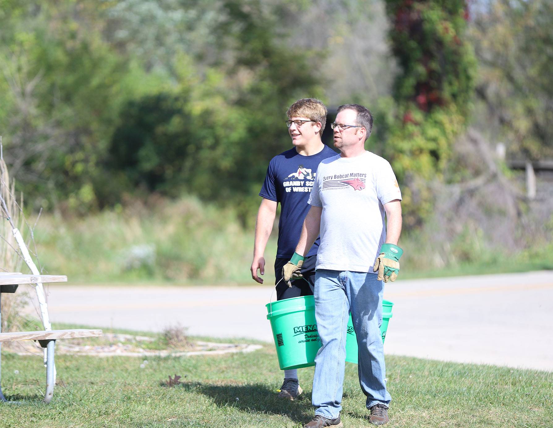 WDHS - Evan Surface and Mr Lucas doing community service