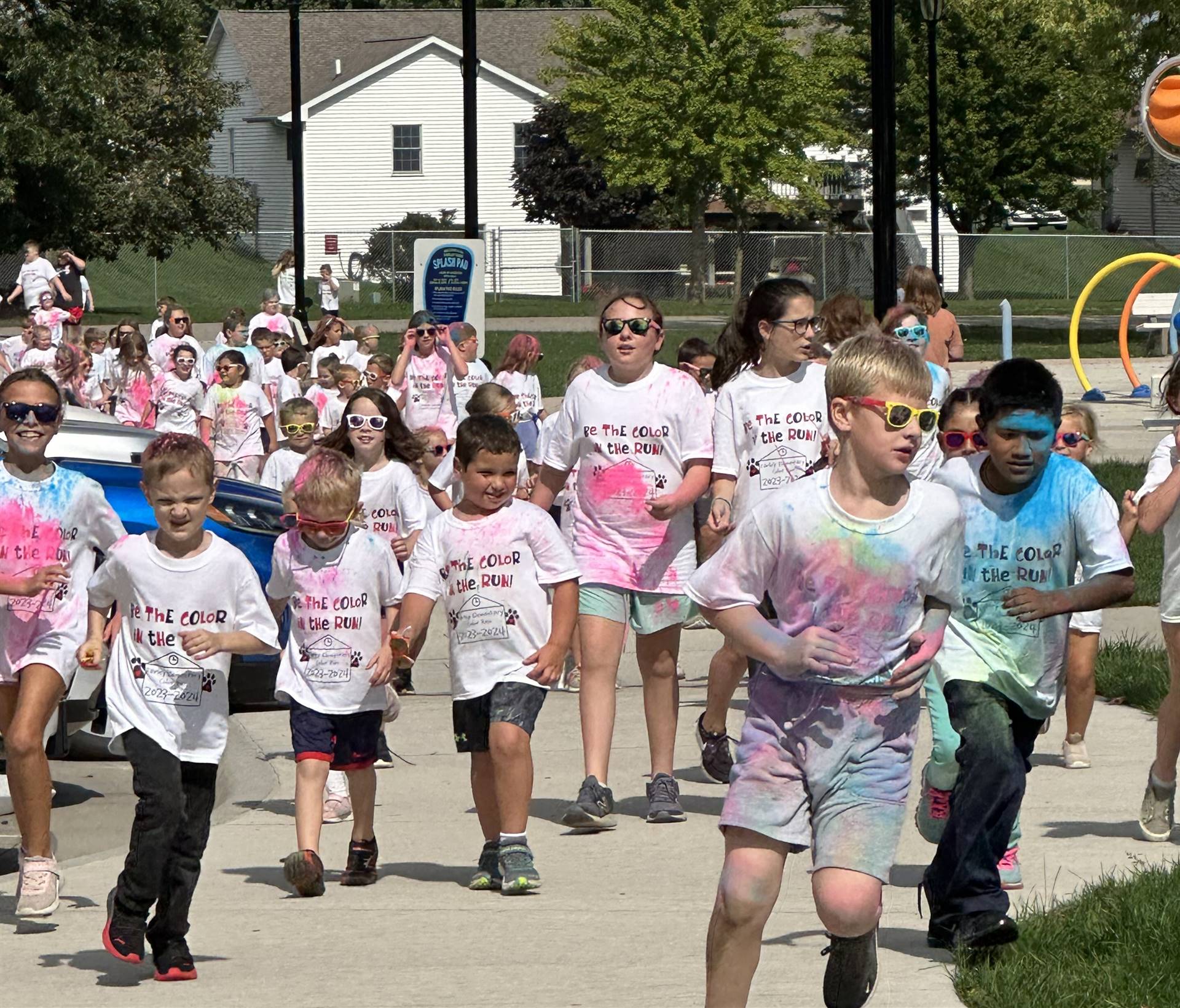 Large group of kids at color run
